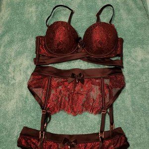 HONEY BIRDETTE Hana Lace 3 Piece Set!